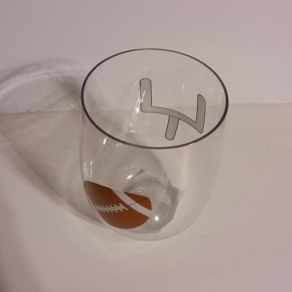 Football Wine Glass & Socks Set - Picture 6 of 7